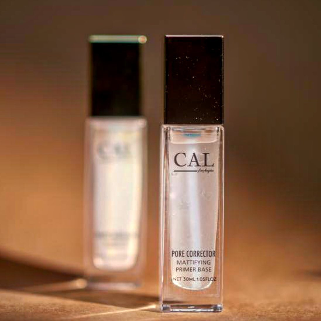 CAL Losangeles Pore Corrector Mattifying Primer Base Transparent |Moisturizes Skin | Gel based light weight formula |Provides Radiant & Smooth Finish 30ml